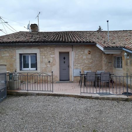Gite Les Deux Meules Sainte-Colombe  Exterior photo