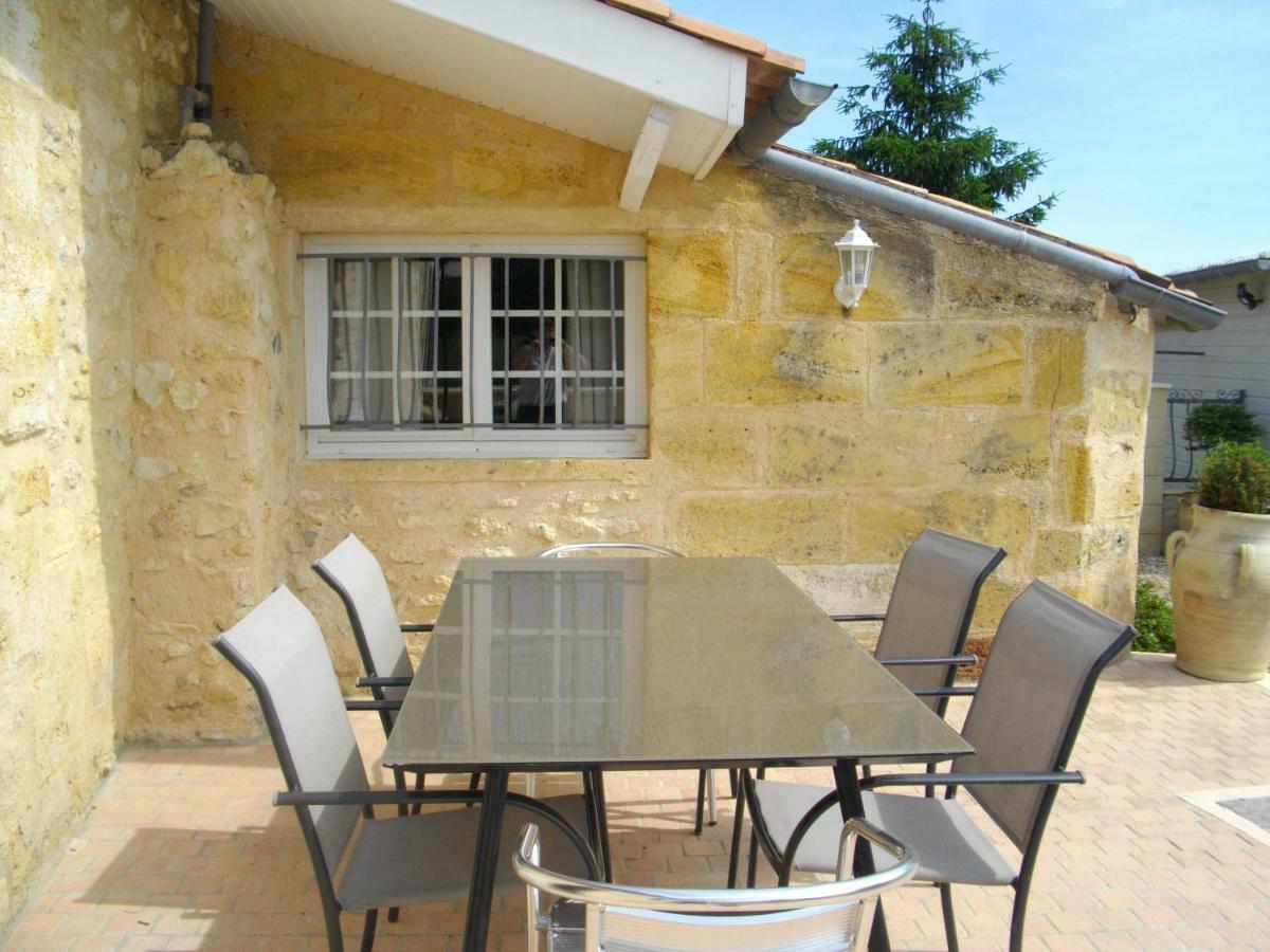 Gite Les Deux Meules Sainte-Colombe  Exterior photo